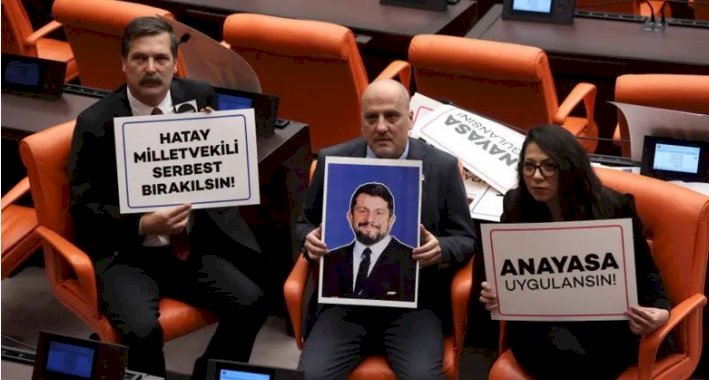 İstanbul 13. Ağır Ceza Mahkemesi, AYM'nin Can Atalay hakkındaki hak ihlali kararına ikinci kez uymadı