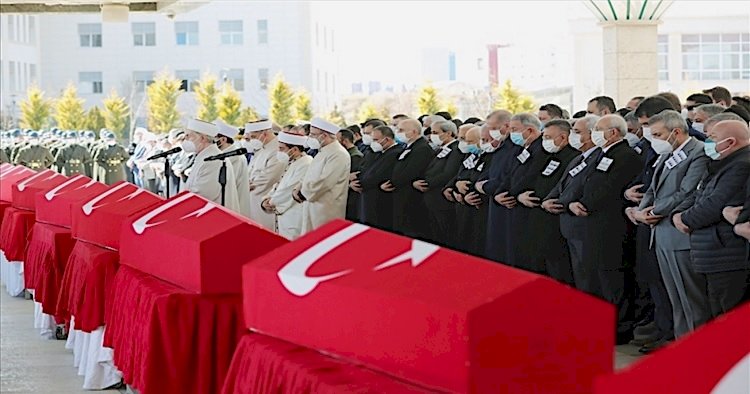 Şehitlerin duaya, mevlide, helva dökmeye ihtiyacı yok!