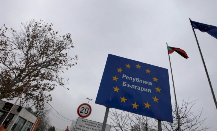 Romen ve Bulgar vatandaşları AB’de deniz ve hava yoluyla pasaportsuz yolculuk yapabilecek
