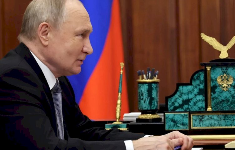 Putin yeni yıl mesajında birlik mesajı verdi orduyu övdü