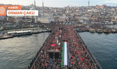Galata Köprüsü'nde Filistin’e destek yürüyüşü: 'Bu iş ateşkesle bitmez'