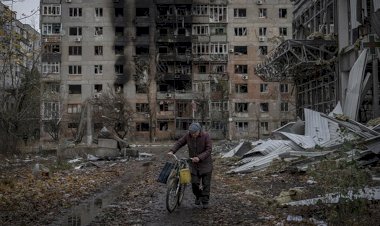 Rus füzesi Kiev'deki askeri hastaneye zarar verdi