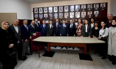 Adalet Bakanı Yılmaz Tunç İzmir Barosunu Ziyaret Etti