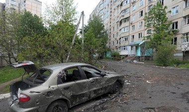Ukrayna'nın Donetsk Şehrine Bombalı Saldırı: 13 Kişi Hayatını Kaybetti