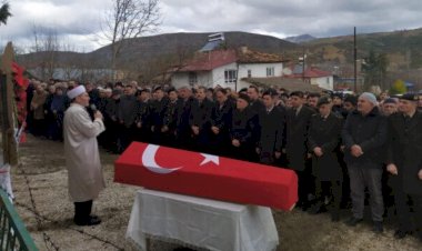 Kalbine yenik düşen uzman çavuş Samsun'da toprağa verildi