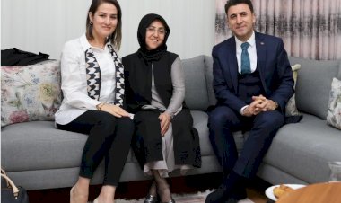 Şehit eşini yalnız bırakmadılar