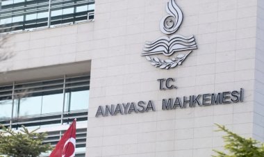 İstanbul Sözleşmesi ve Ayasofya kararına imza atan Yılmaz Akçil geldi