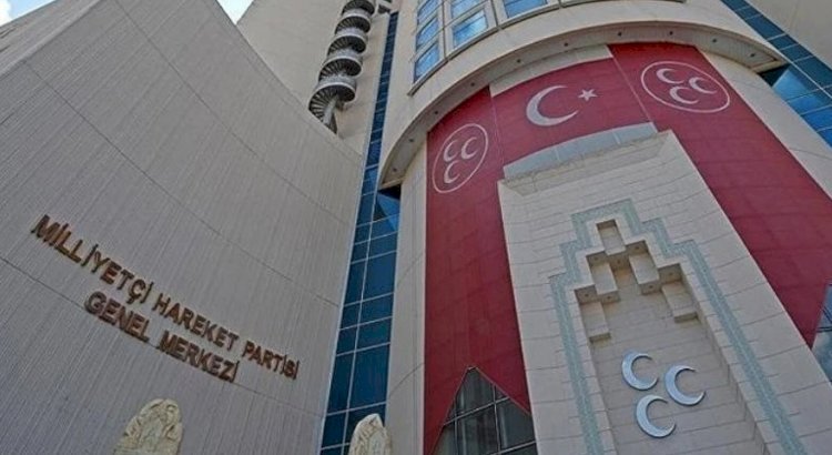 MHP, İki Büyükşehirde Belediye Başkan Adaylarını Tanıttı