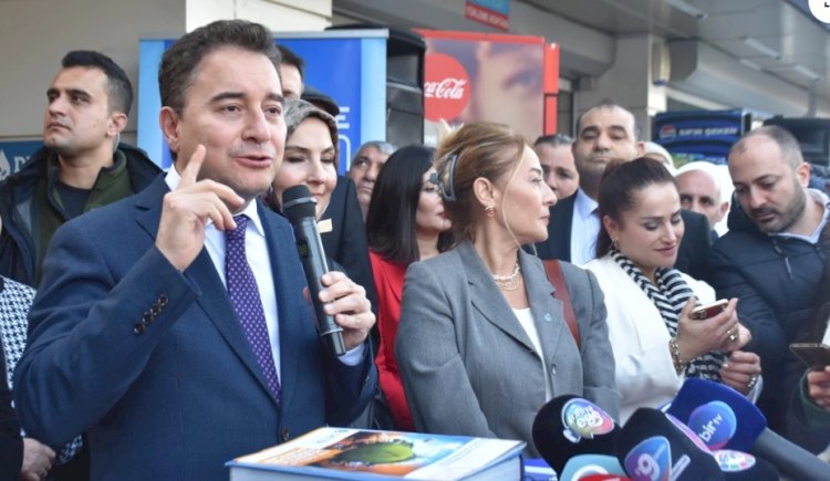 Ali Babacan İzmir'de DEVA Partisi İçin Konuştu: "İyi ki DEVA'yı Kurmuşuz"
