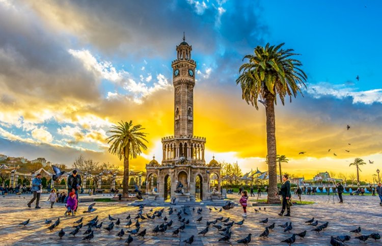 İzmir artık çanta  keklik değil!
