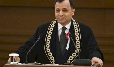 AYM Başkanı Prof. Arslan tartışmalara nasıl bakıyor?
