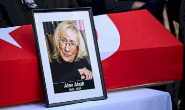 Yazar Alev Alatlı'ya son görev... Erdoğan: Ablaların ablasını uğurluyoruz