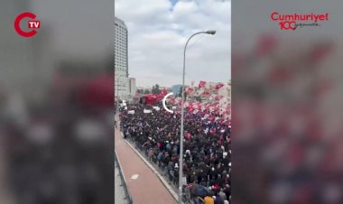 AKP'den Yeniden Refah'a katılan Kasım Gülpınar'dan Şanlıurfa'da görkemli miting