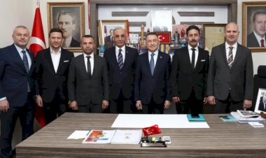 Ankara'da Gelecek Partisi ve DEVA Partisi'nden 3 yönetici AK Parti'ye geçti