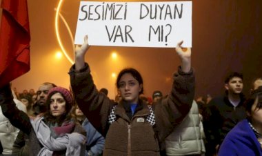 6 Şubat depremlerinin birinci yılında Hatay: 'İnsanlar öfkeli ama yorgun, günü kurtarmaya çalışıyoruz'