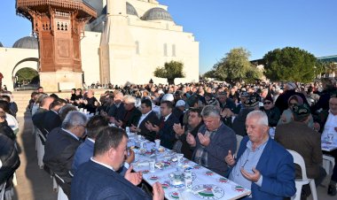 Depremde hayatlarını kaybeden vatandaşlarımız Kepez’de dualarla anıldı