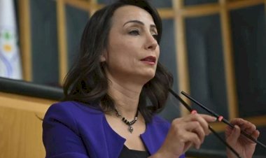 Tülay Hatimoğulları'ndan İzmir açıklaması: Görüşmeler sürüyor