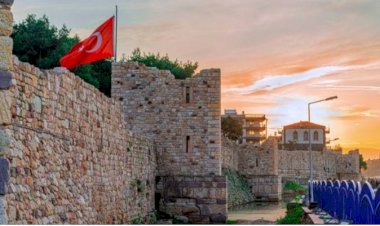 Taner Acar, Foça'nın eşsiz tarihi mirasını, doğal güzelliklerini koruyacağız