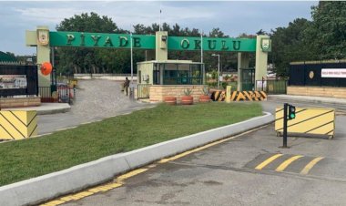3 Kasım günü Tuzla Piyade Okulu'nun 405 numaralı yatakhanesinde neler yaşandı?