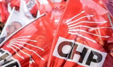 CHP Foça'da Beklenmedik Gelişme: Başkan ve 8 Yönetici İstifa Etti!
