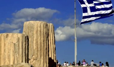 Yunanistan turizmde yeni bir rekor kırdı