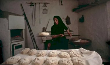 İtalya Başbakan Yardımcısı ; ‘Başörtülü kadınlar Sardinya’dan uzak dursun’