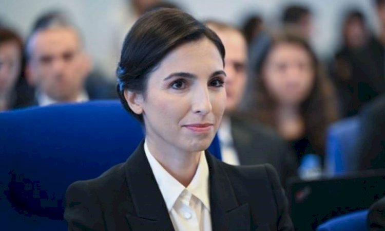 Hafize Gaye Erkan iki yıl daha maaş alacak mı?