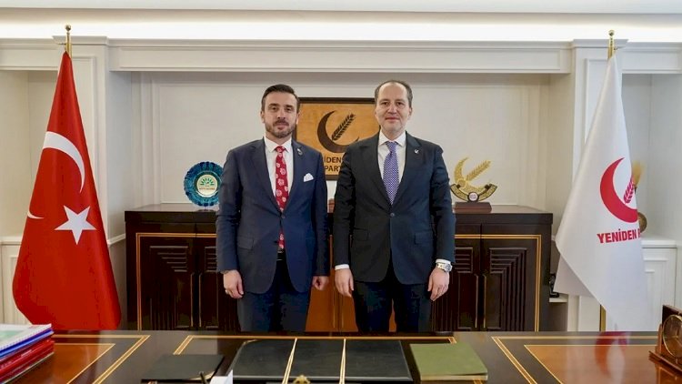 AK Parti'den istifa eden belediye başkanı Yeniden Refah Partisi'nden aday oldu
