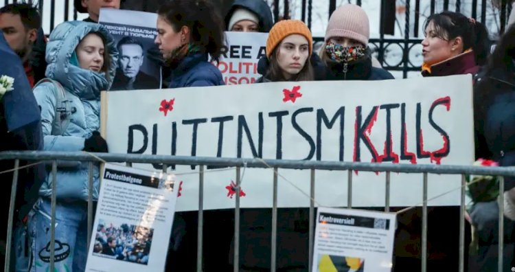 Navalni'nin ekibi: Naaş izlerin yok edilmesi için verilmiyor