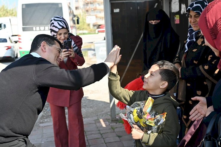 Tütüncü’ye Finike’de coşkulu karşılama