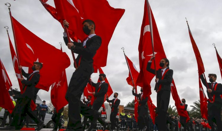 Araştırma: Türkiye'de mutluluk oranının en düşük olduğu grup üniversite mezunları