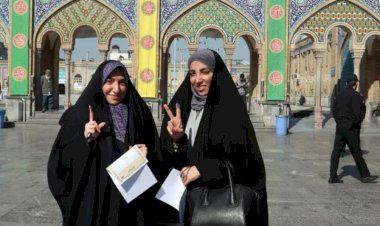Rekor düşük katılımla yapılan İran seçimlerinde sandalyelerin çoğunluğunu radikaller kazandı