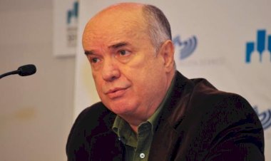 AK Parti’nin seçim kampanyası daha önce görülmemiş hatalarla devam ediyor..