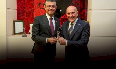 Tunç Soyer, CHP'ye ve Özgür Özel'e suikast mi düzenliyor?