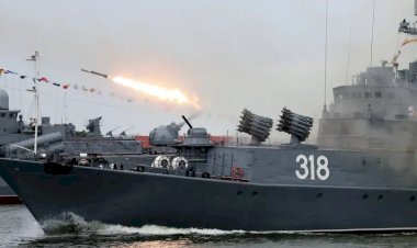"Rusya NATO ile çatışmaya hazırlanıyor"
