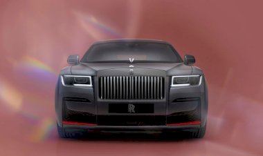 ’Rolls-Royce Ghost Prism’’ Çağdaş Tasarımdan Esinlendi 