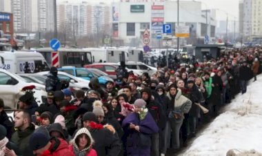 Putin, Rusya'da yapılan kazanması kesin başkanlık seçimlerine neden önem veriyor?