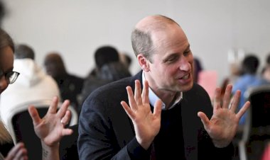 İngiltere Prensi William, gezisinde hakkında spekülasyon yapılan eşi Kate'i unutmadı