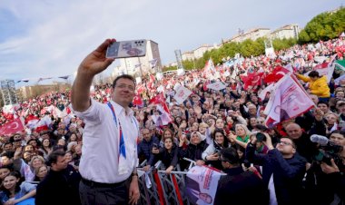‘6 MAYIS GENÇLİĞİMİZ VAR SAHNESİ’NDE KONUŞTU