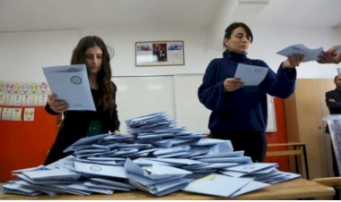 Dünyanın gözü Türkiye'de: Gazete ve ajanslardan yerel seçimler için ilk yorumlar geldi