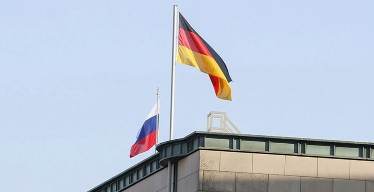 Rusya'dan yeni iddia: Almanya bizimle savaşa hazırlanıyor