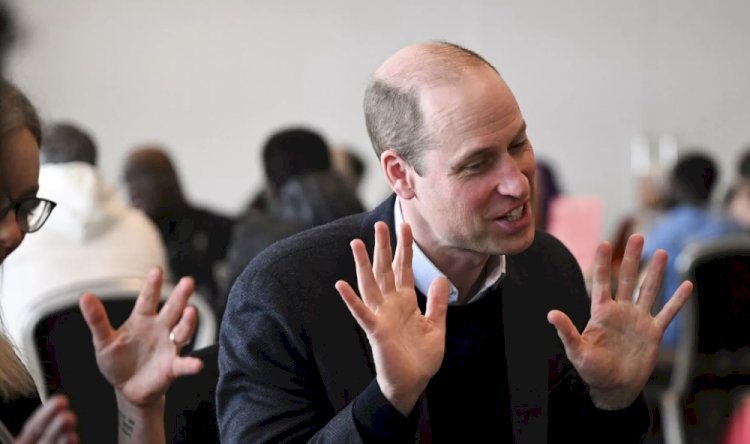 İngiltere Prensi William, gezisinde hakkında spekülasyon yapılan eşi Kate'i unutmadı