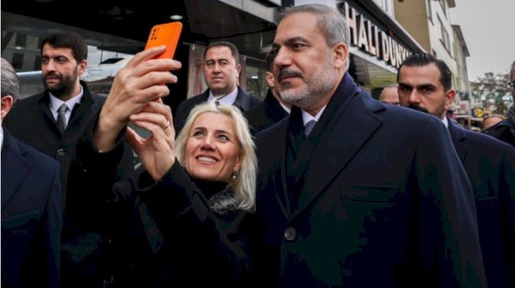 CHP'den tepki: PKK'lılar konsolosluğa saldırıyor, Hakan Fidan seçim turunda