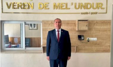 Belediye Girişine Hz. Muhammed’in hadisi asıldı