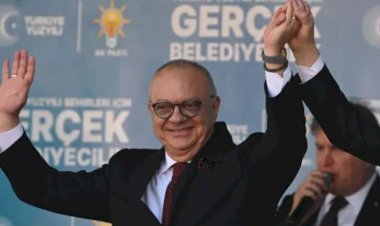 Manisa'da eski büyükşehir belediye başkanı neden 'kasayı boşaltmakla' suçlanıyor?