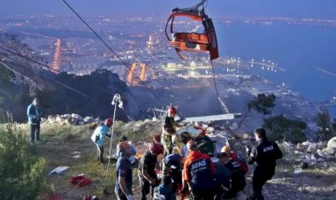 Antalya'daki teleferik kazası sonrası ihmal tartışmaları