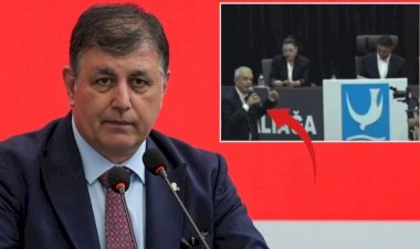 İzmir Büyükşehir Belediye Başkanı Cemil Tugay’ı PKK lideriyle karıştırdı!