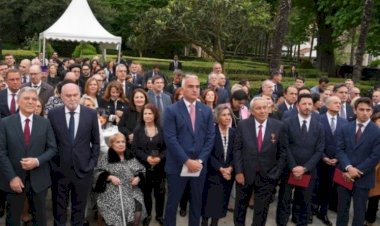 Abdullah Gül uzun bir aradan sonra nerede ortaya çıktı