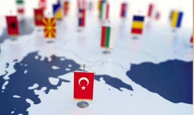 Türk birliğine giden yolda iki dergi
