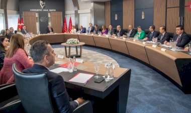 CHP'den Anayasa şartı: AYM ve AİHM kararlarına uyulsun